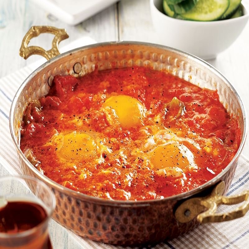 Menemen / Scrambled Eggs With Tomatoes and Green Peppers