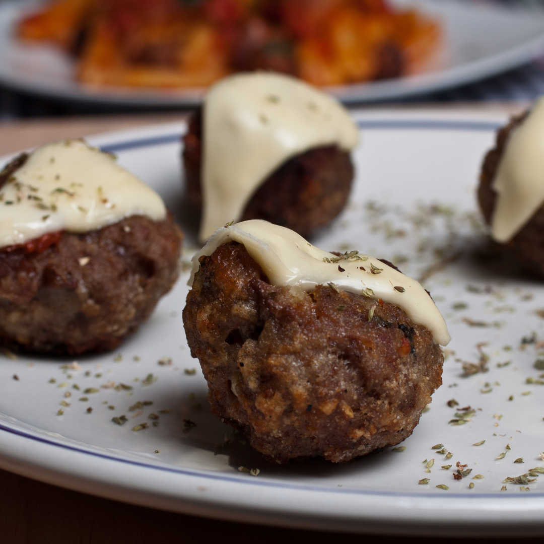 Kaşarlı Köfte / Meatball With Yellow Cheese