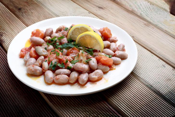 Barbunya Pilaki / Cold White Beans